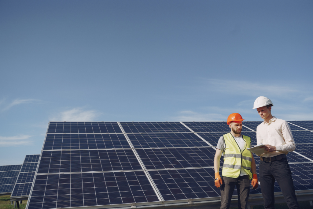 How to Successfully Implement a CMMS Solution in Solar and Wind Farms? image